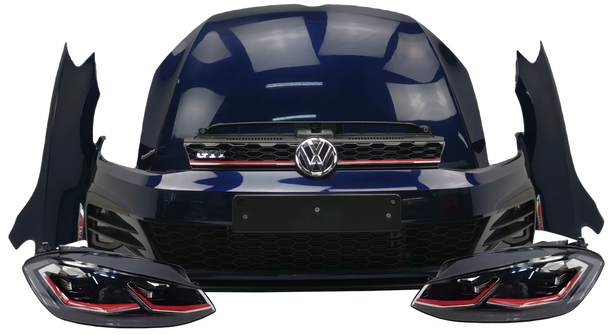 Przód VW Golf GTI - zderzak, błotniki, lampy
